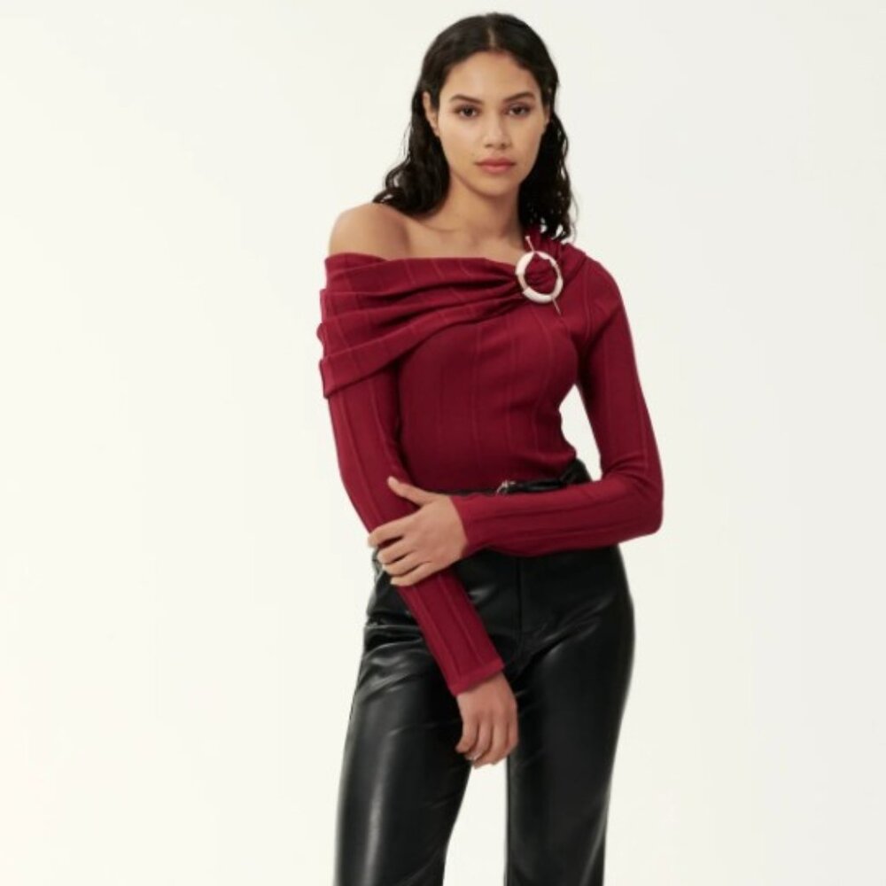 New Aglaia Knit Top One shoulder big bickle - Sangria Solid size L